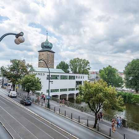 Riverside Apartment With A Balcony Prague Luaran gambar