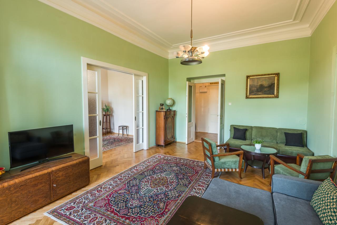 Riverside Apartment With A Balcony Prague Luaran gambar