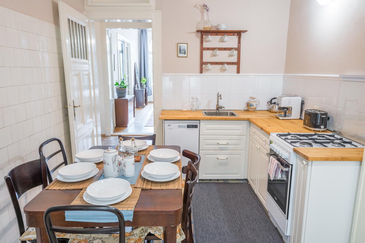 Riverside Apartment With A Balcony Prague Luaran gambar