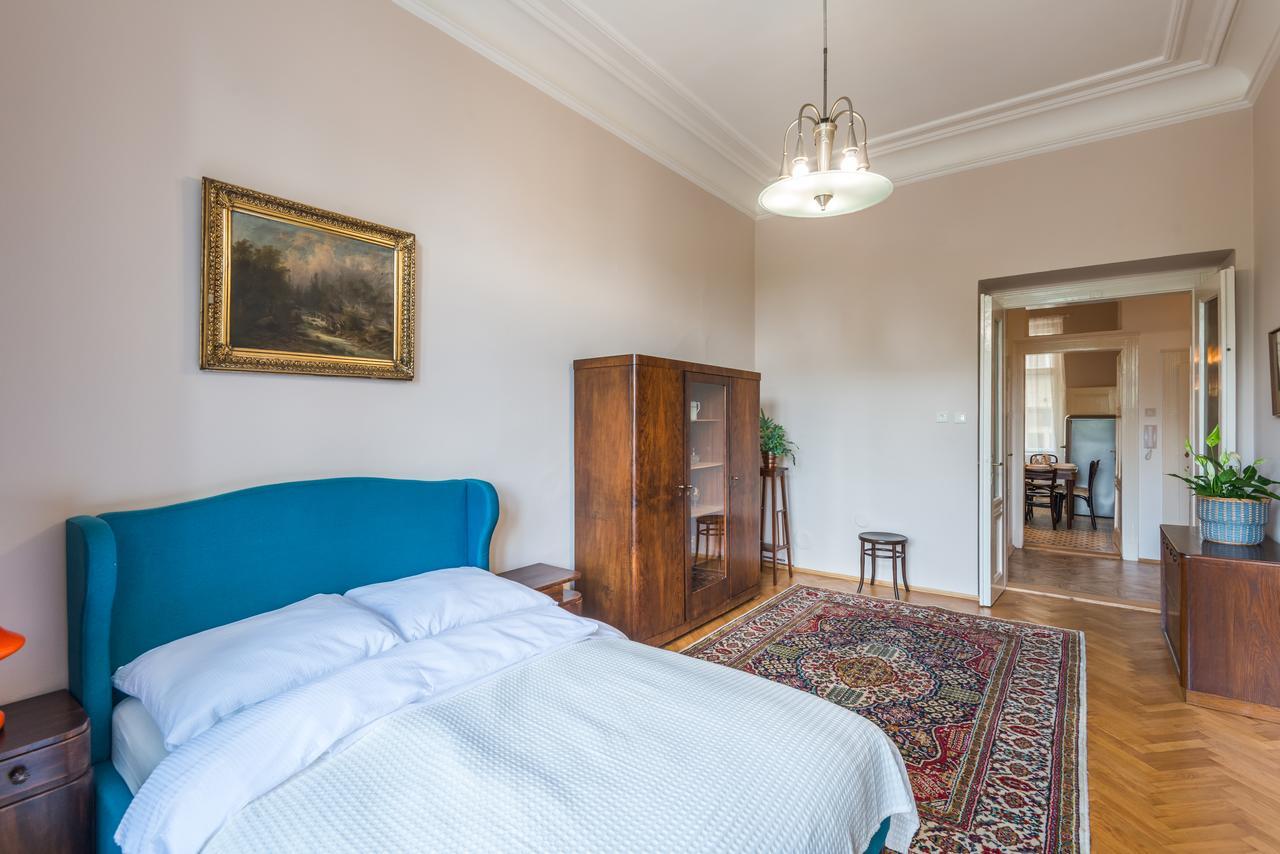 Riverside Apartment With A Balcony Prague Luaran gambar