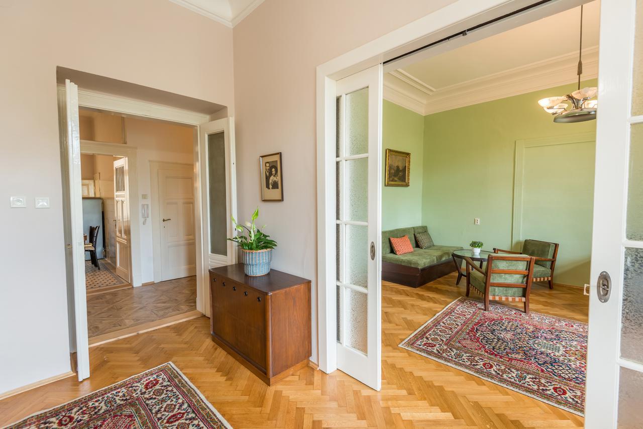Riverside Apartment With A Balcony Prague Luaran gambar