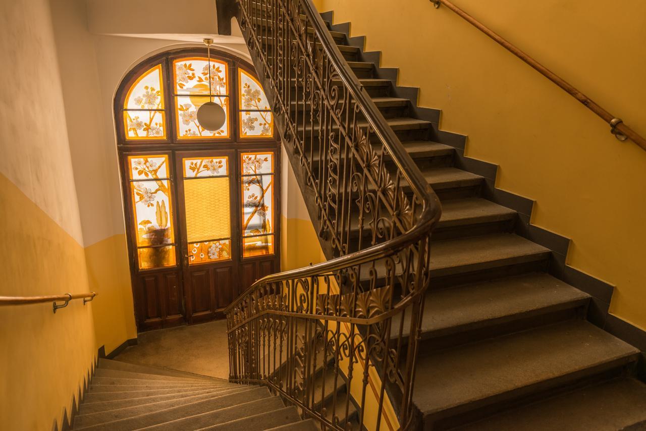 Riverside Apartment With A Balcony Prague Luaran gambar